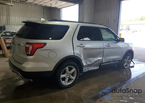 2017 Ford Explorer Xlt z USA, uszkodzony, nr VIN 1FM5K8DHXHGC02258